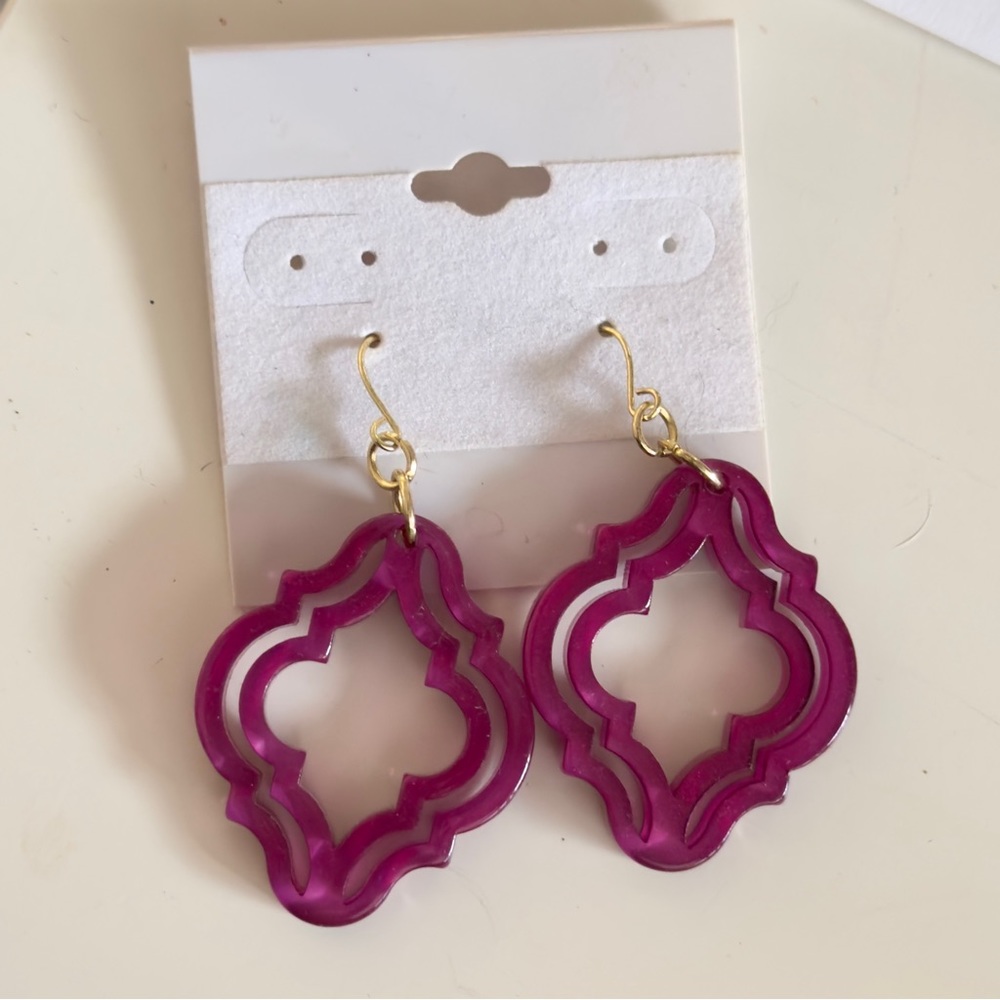 ZENZII Purple Acrylic Resin Swirly Quatrefoil Dangle Earrings • NWT